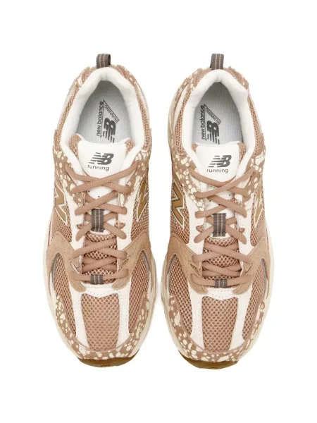 Шапка с козирки New Balance 530 бродирана на точки сиво