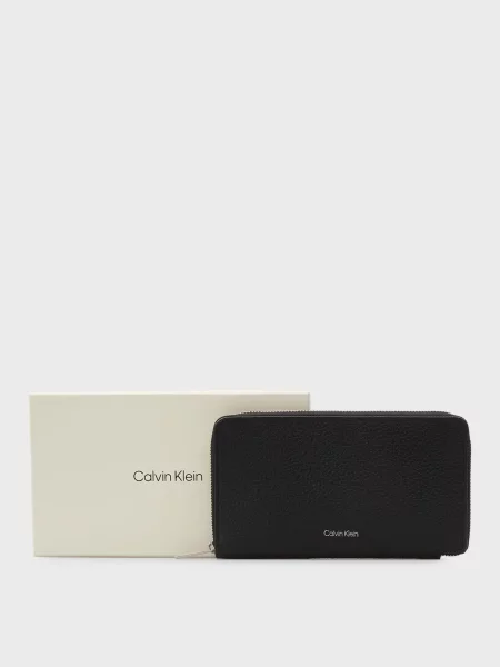 Кожаный кошелек Calvin Klein черный