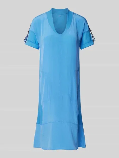 Sukienka o długości do kolan w jednolitym kolorze z dekoltem w serek Marc Cain niebieska