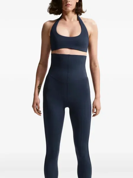 Schi sutien Nike cu gât halter negru