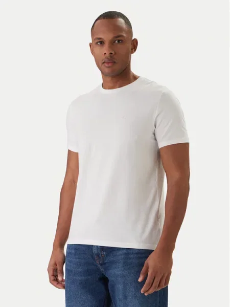 Тениска Calvin Klein с изчистен дизайн бяло