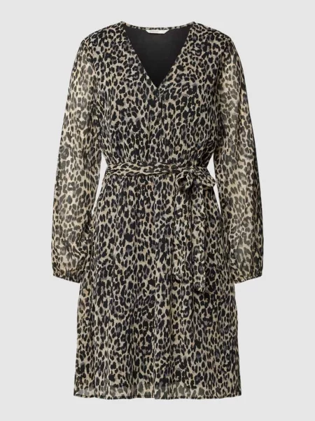 Sukienka ze wzorem na całej powierzchni model ‘CERA’ Only biała