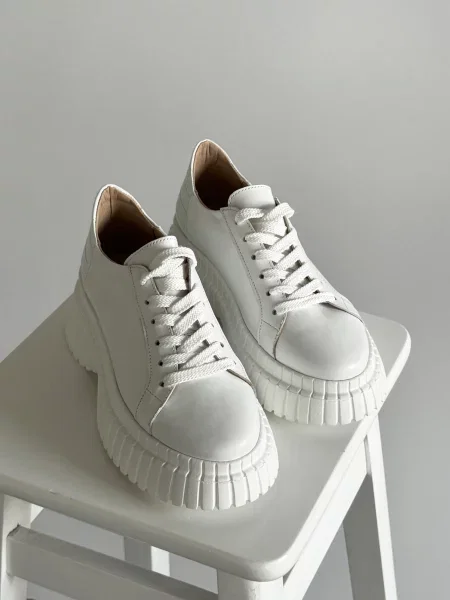 Кожаные кеды Innoe белые