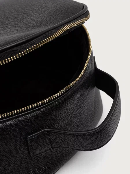 Кожаная косметичка Valentino Bags