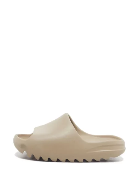 Szandál Adidas Yeezy