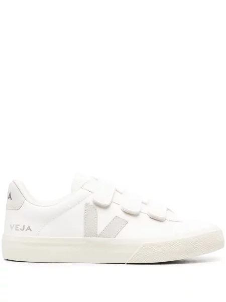 Sneakerși Veja alb
