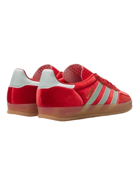 Pantofi Adidas roșu