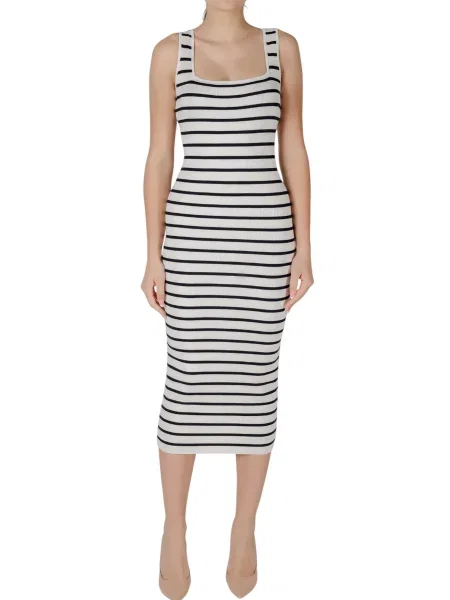 Rochie midi Morgan cu dungi până la genunchi negru