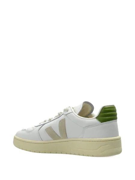 Sneakerși Veja alb