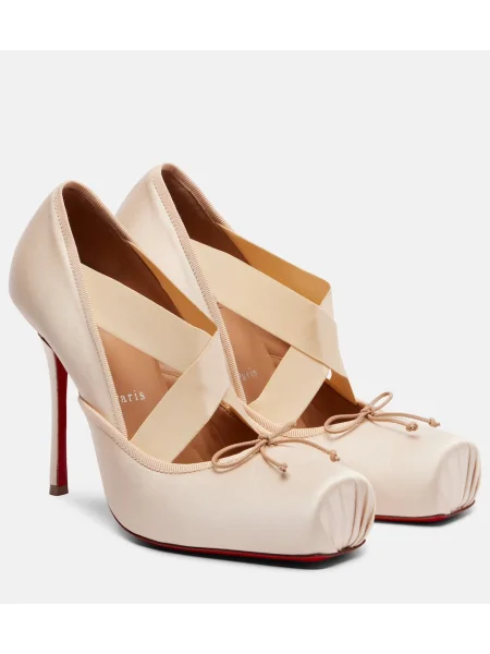 Pantofi cu toc Christian Louboutin din satin roz