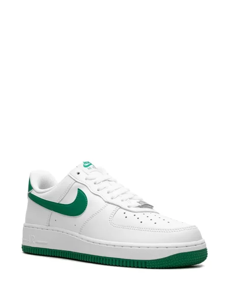 Iš natūralios odos sportbačiai Nike Air Force 1 balta