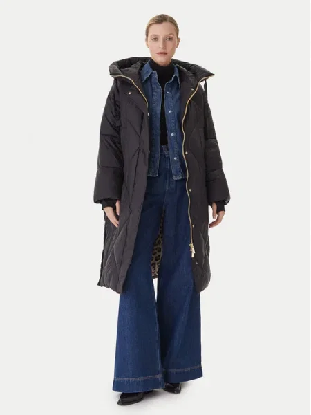 LOLA CASADEMUNT Зимно палто черен