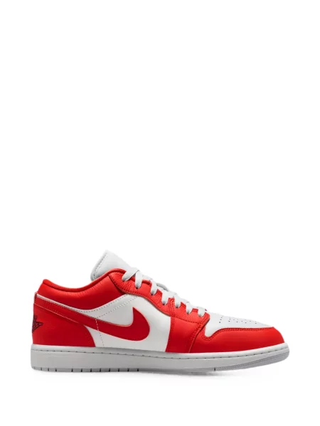 Sneakerși Jordan roșu