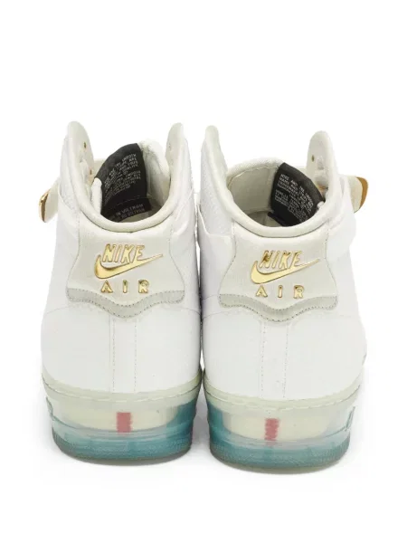 Szarvasbőr sneaker Nike Dunk fekete