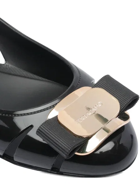 Balerini Ferragamo din piele negru