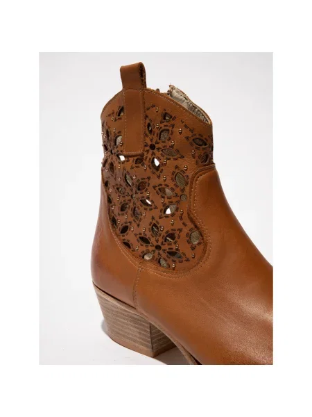 Pantofi Fly London maro