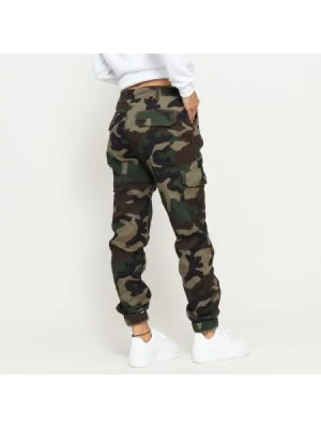 Kalhoty Urban Classics Ladies High Waist Camo Cargo Pants camo zelené