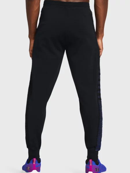 Брюки Under Armour для бега черные