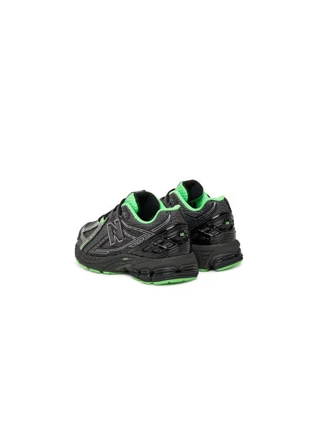 New Balance Sneakersy čierna