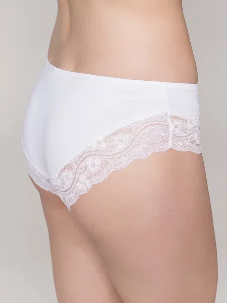 Triumph Nohavičky Lovely Micro Hipster biela