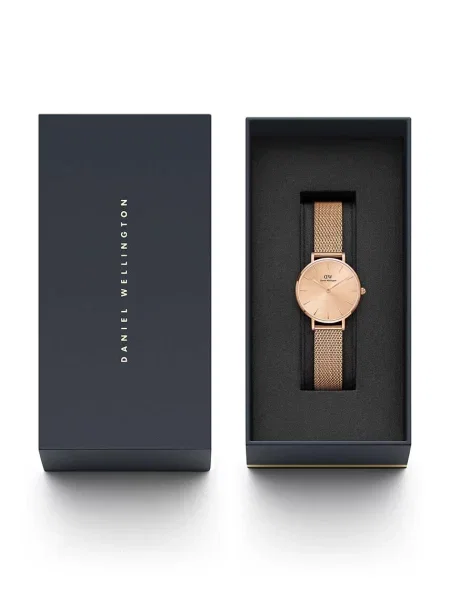 Часы Daniel Wellington розовые