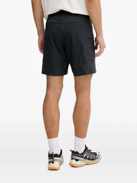 Cu centură pantaloni scurți cargo Under Armour negru