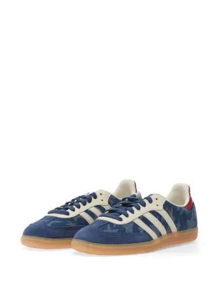 Pălărie Adidas cu dungi cu platformă din jerseu alb