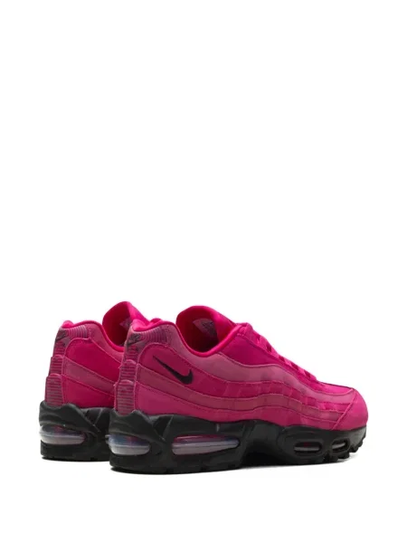 Sneakerși Nike Air Max 95 din piele de căprioară roz