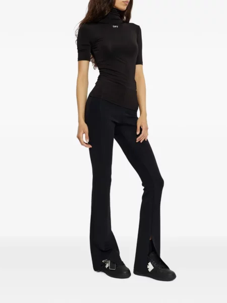 Top Off-white cu broderie alb
