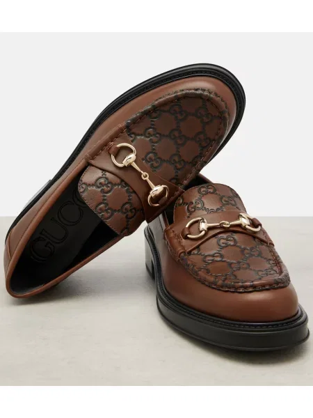 Usnjene loaferke Gucci rjava