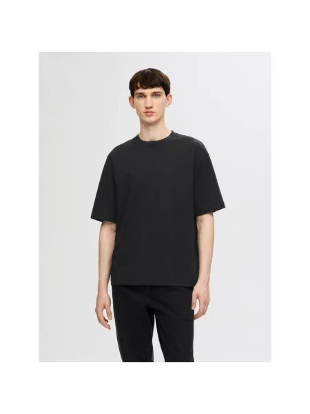 T-shirt o kroju relaxed fit z okrągłym dekoltem model ‘OSCAR’ Selected Homme czarna