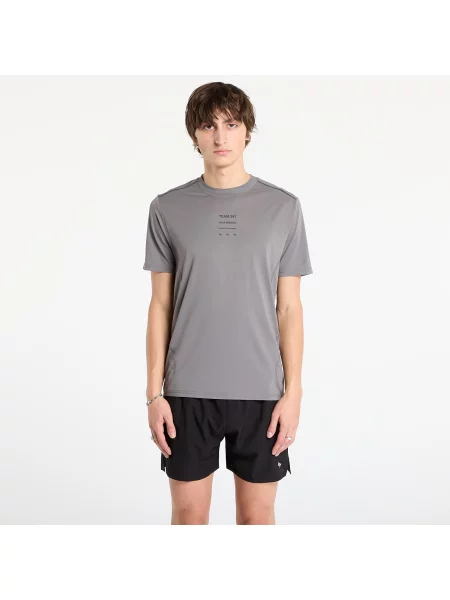 Футболка Represent