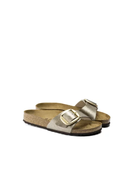 Klapki Birkenstock zamszowe na sprzączkę beżowe