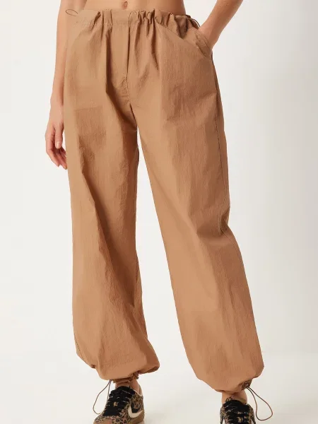 Happiness İstanbul Pantaloni cămilă maro