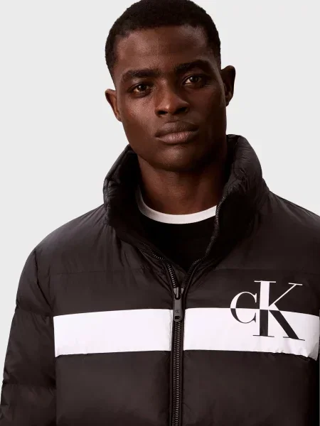 Джинсова куртка Calvin Klein Jeans чорна
