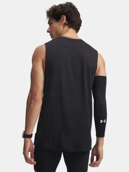 Majica Under Armour brez rokavov črna