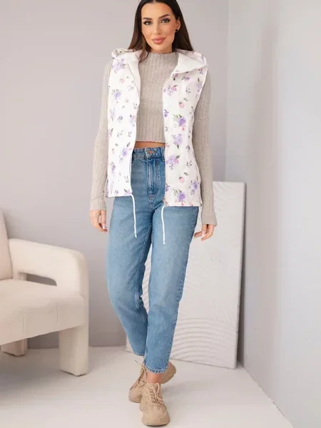 Pikowana kamizelka Kesi Włoski w kwiatki biała