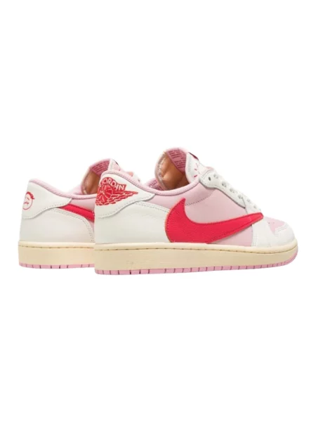 Retro tenisky Nike s tropickým vzorom ružová