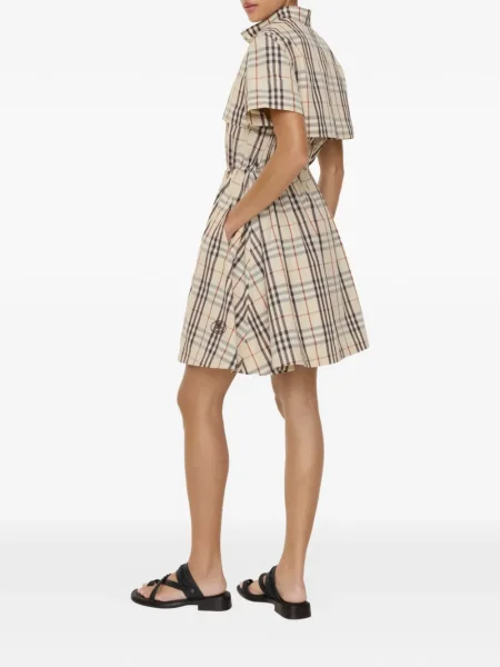 Rochie Burberry în carouri de costum