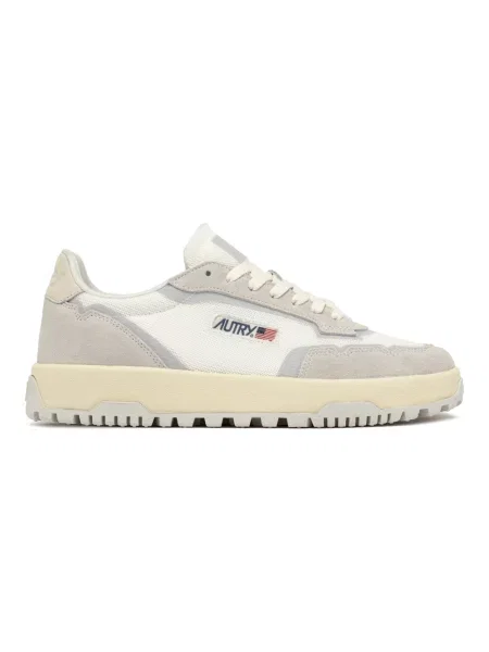 Sneakersy Autry zamszowe z siateczki białe