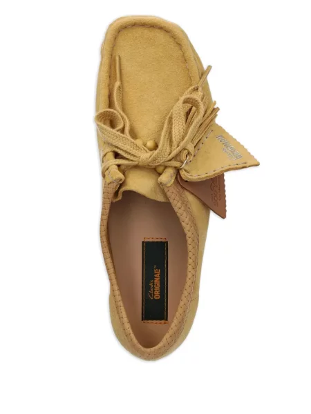 Кожени ниски обувки Clarks Originals жълто