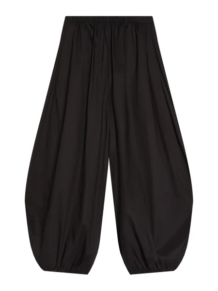 Bershka Hlače črna