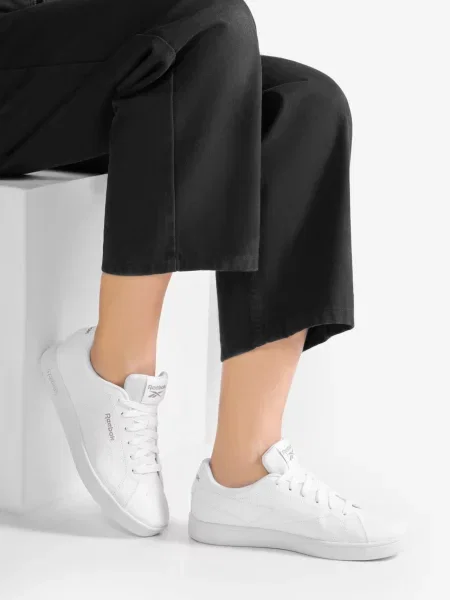 Sneakersy Reebok bílé
