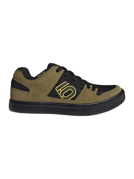 Sneakersy Adidas zamszowe