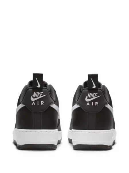 Papuci Nike cu imprimeu geometric negru