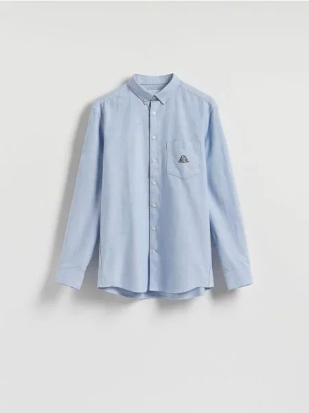 Reserved Cămașă cu croială regular și broderie albastru-pal albastru