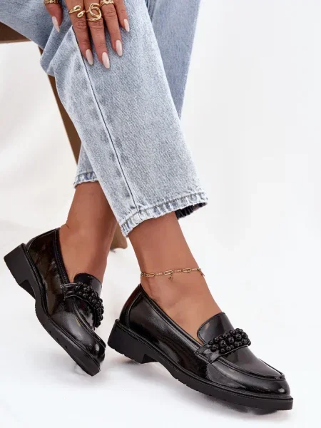 Lakované mokasíny D&a s korálky černé