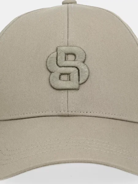 Кепка Boss с аппликацией черная