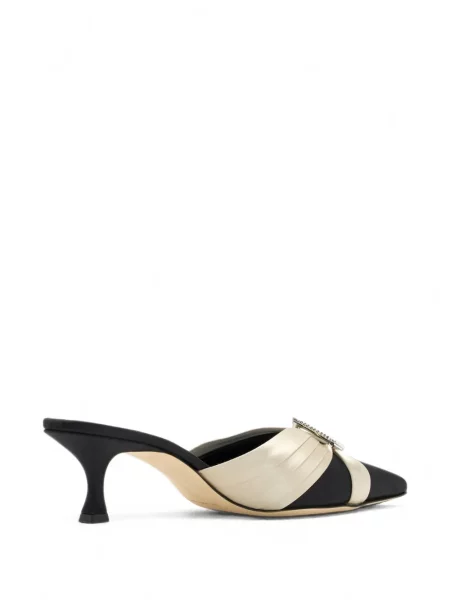 Papuci tip mules Manolo Blahnik cu cataramă negru