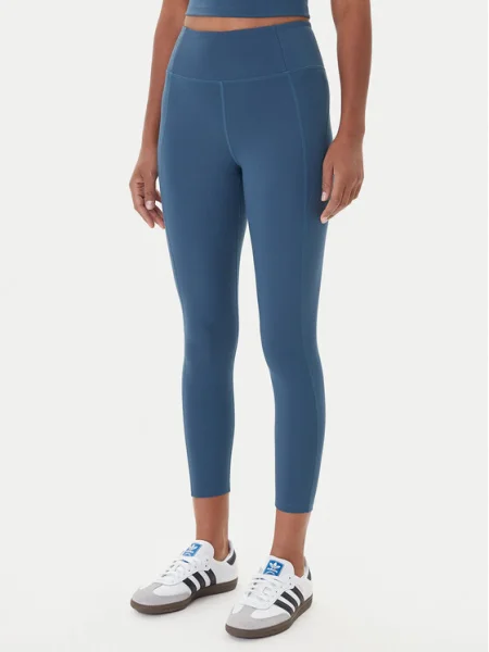 Клинове Girlfriend Collective тъмносиньо